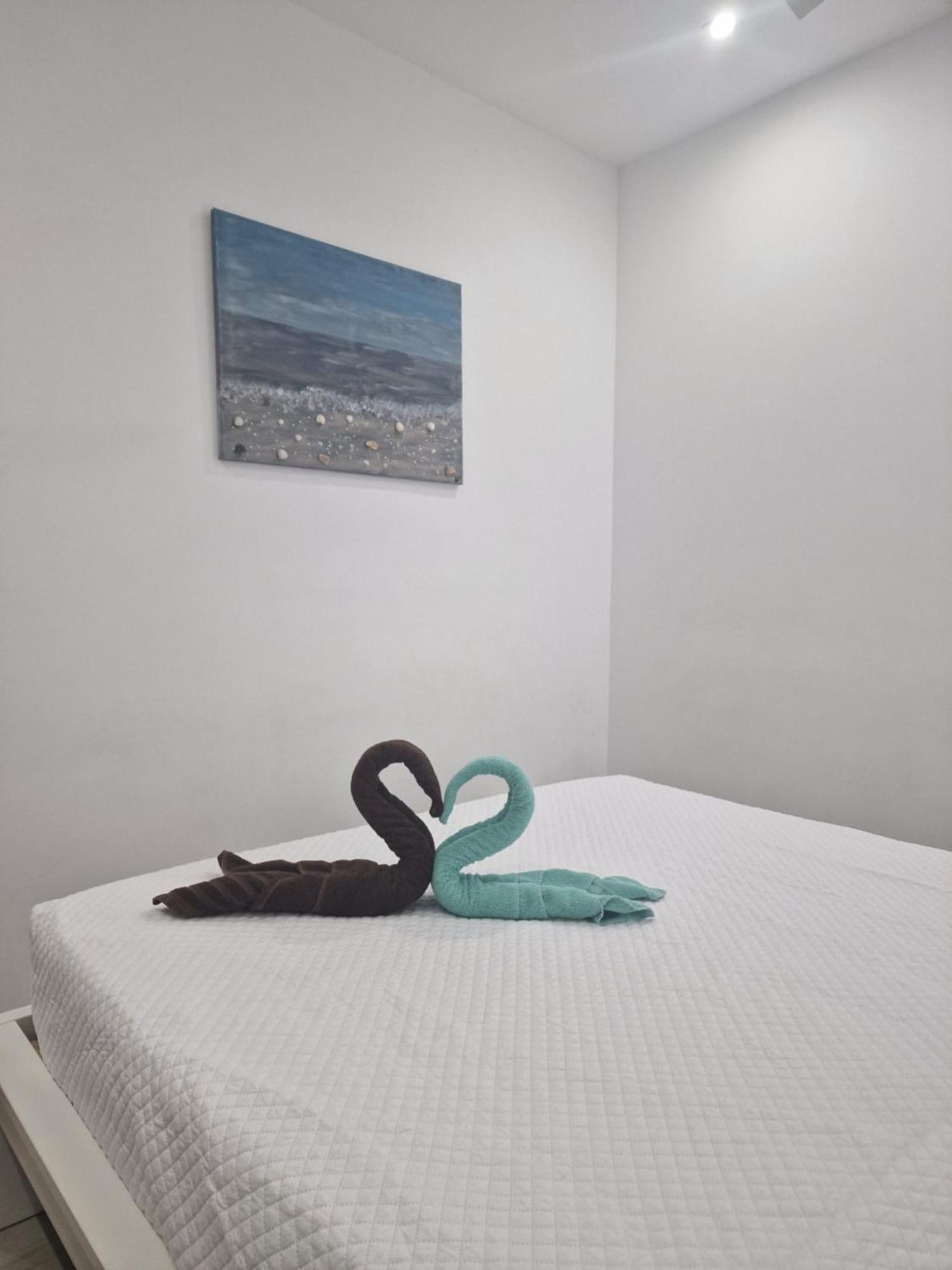 Barcelona,Apartamento Con Terraza Apartment Оспиталет де Лобрегат Екстериор снимка